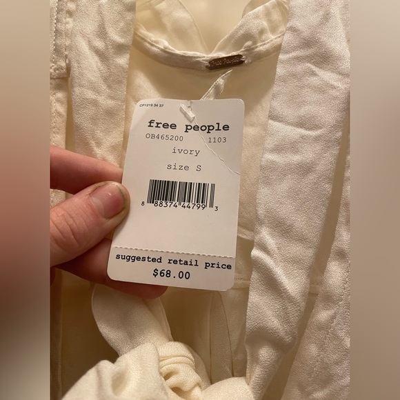 Free People blouse NWT - Picture 4 of 6